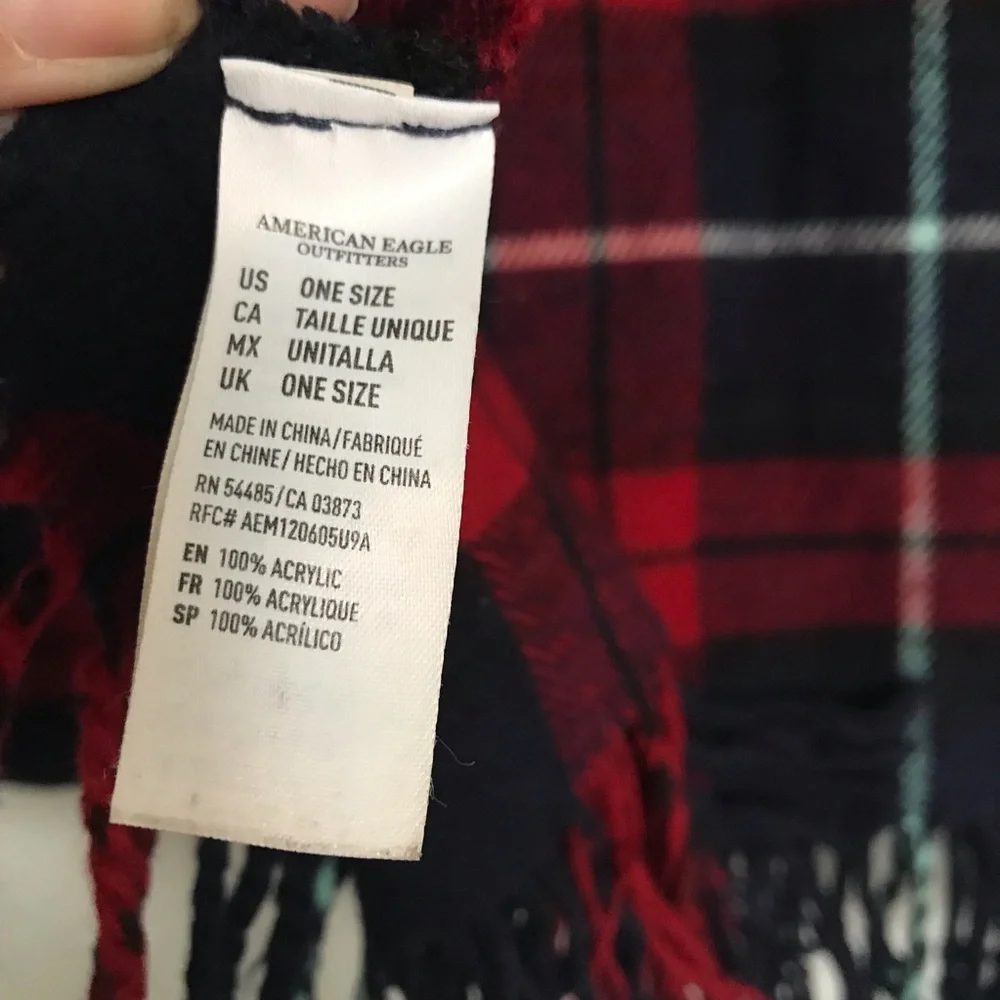Buckle and American Eagle Outfitters scarf bundle